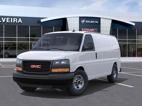 New 2025 GMC Savana 2500 w/ Driver Convenience Package image 33