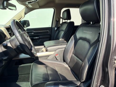 Used 2020 RAM 1500 Laramie AWD/4WD image 9