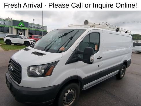 Used 2018 Ford Transit 250 130 Low Roof RWD image 2