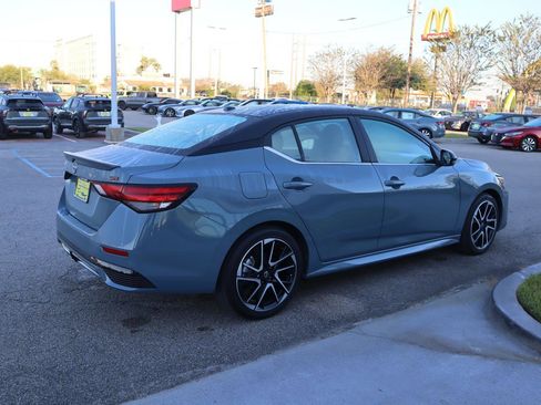 Used 2024 Nissan Sentra SR image 9