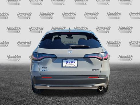 Used 2024 Honda HR-V Sport image 7