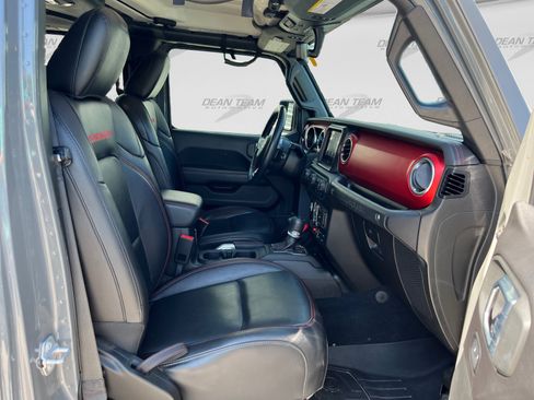 Used 2019 Jeep Wrangler Unlimited Rubicon AWD/4WD image 17