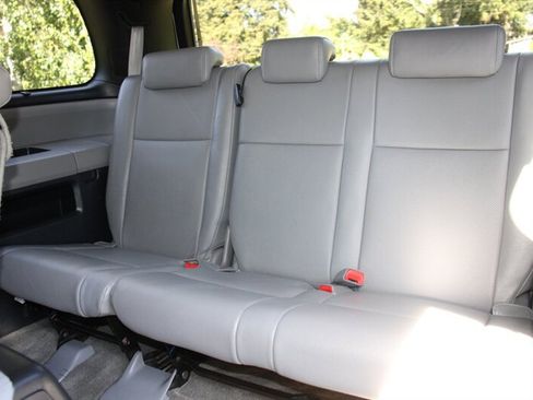 Used 2010 Toyota Sequoia Platinum AWD/4WD image 20