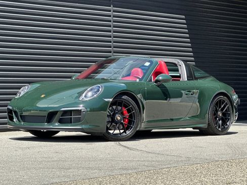 Certified 2019 Porsche 911 Targa 4 GTS AWD/4WD image 1
