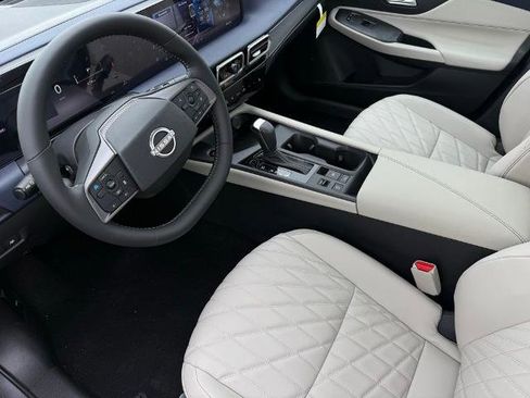 New 2026 Nissan Sentra SL w/ Floor Mat Package FWD image 17