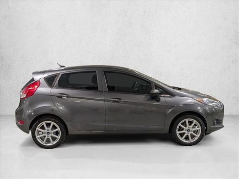 Used 2019 Ford Fiesta SE w/ Equipment Group 201A image 4