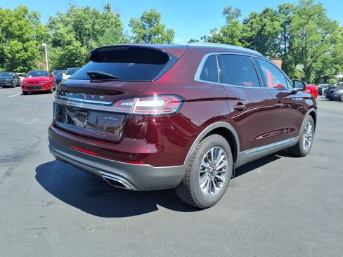 Used 2019 Lincoln Nautilus Select AWD/4WD image 7