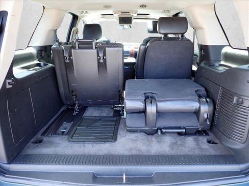 Used 2009 Chevrolet Tahoe LTZ AWD/4WD image 8
