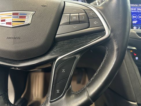 Used 2021 Cadillac XT5 Premium Luxury w/ LPO, Floor Liner Package image 34