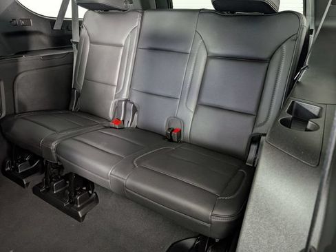 Certified 2024 GMC Yukon XL Denali AWD/4WD image 31