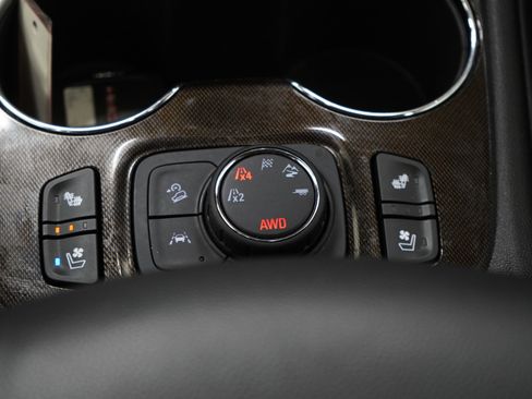 Used 2023 GMC Acadia AT4 w/ Technology Package AWD/4WD image 19