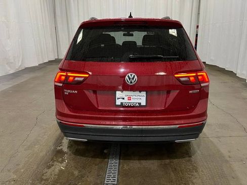 Used 2021 Volkswagen Tiguan SE AWD/4WD image 5