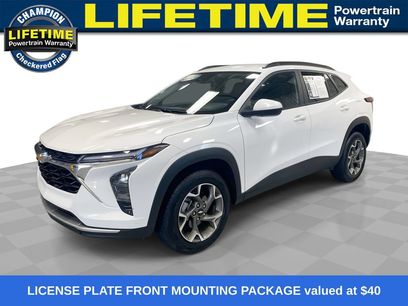 Used 2025 Chevrolet Trax LT