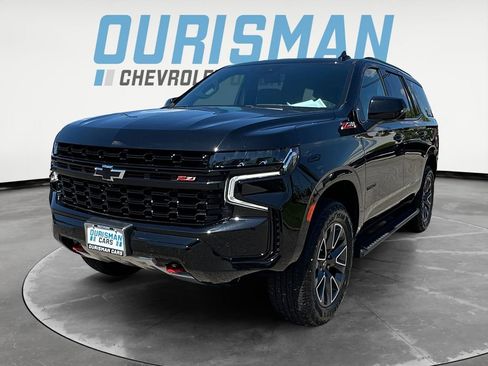 Used 2024 Chevrolet Tahoe Z71 w/ Luxury Package AWD/4WD image 2