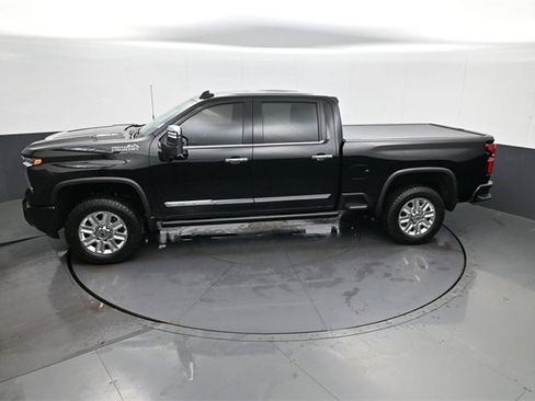 Certified 2025 Chevrolet Silverado 2500 High Country w/ Technology Package image 20