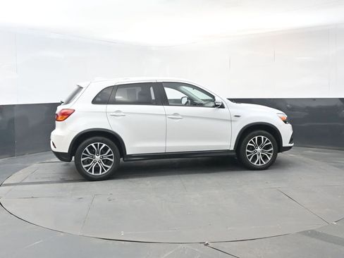 Used 2019 Mitsubishi Outlander Sport ES image 6