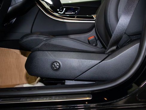 Used 2026 Mercedes-Benz GLC 300 4MATIC image 15