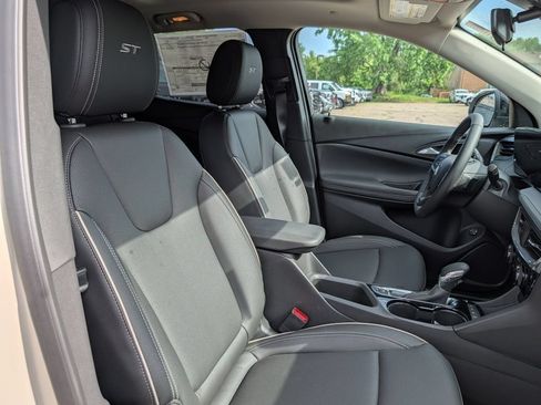 New 2026 Buick Encore GX Sport Touring w/ Studio Series AWD/4WD image 24
