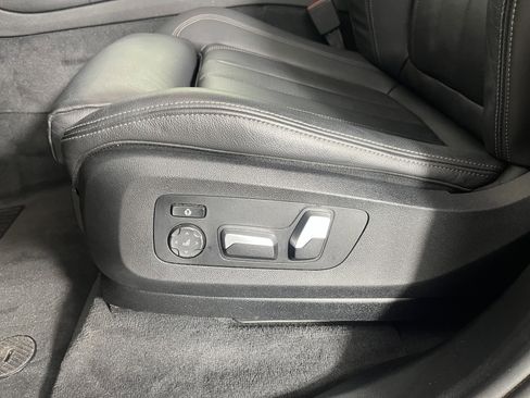 Used 2021 BMW X5 xDrive40i w/ Premium Package image 21