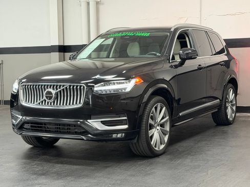 Used 2023 Volvo XC90 B6 Plus AWD/4WD image 7