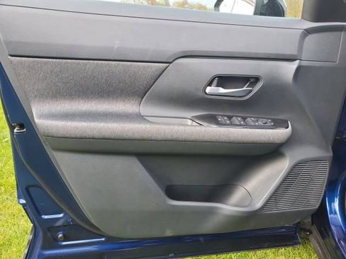 New 2026 Nissan Kicks SV image 18