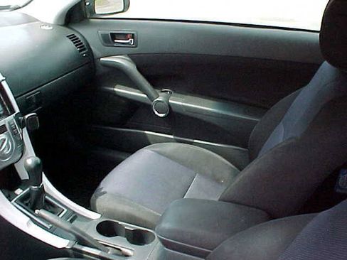 Used 2007 Scion tC Spec FWD image 15