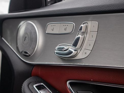 Used 2018 Mercedes-Benz C 300 Sedan image 25