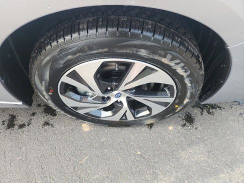 Used 2025 Subaru Legacy Premium image 22