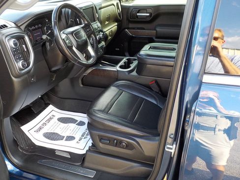 Used 2022 GMC Sierra 1500 Denali w/ Denali Premium Package AWD/4WD image 11