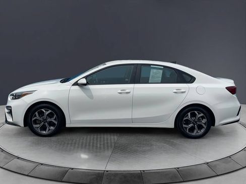 Used 2020 Kia Forte LXS FWD image 2