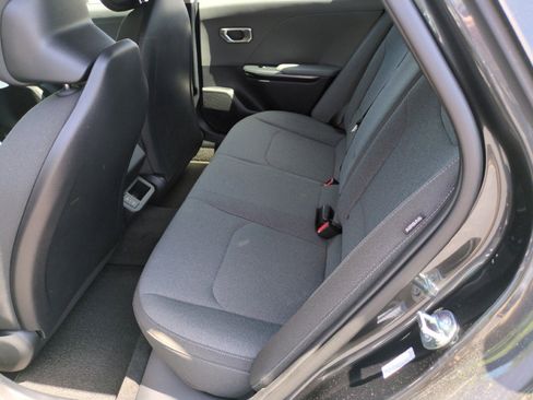 New 2025 Kia K4 LXS FWD image 31