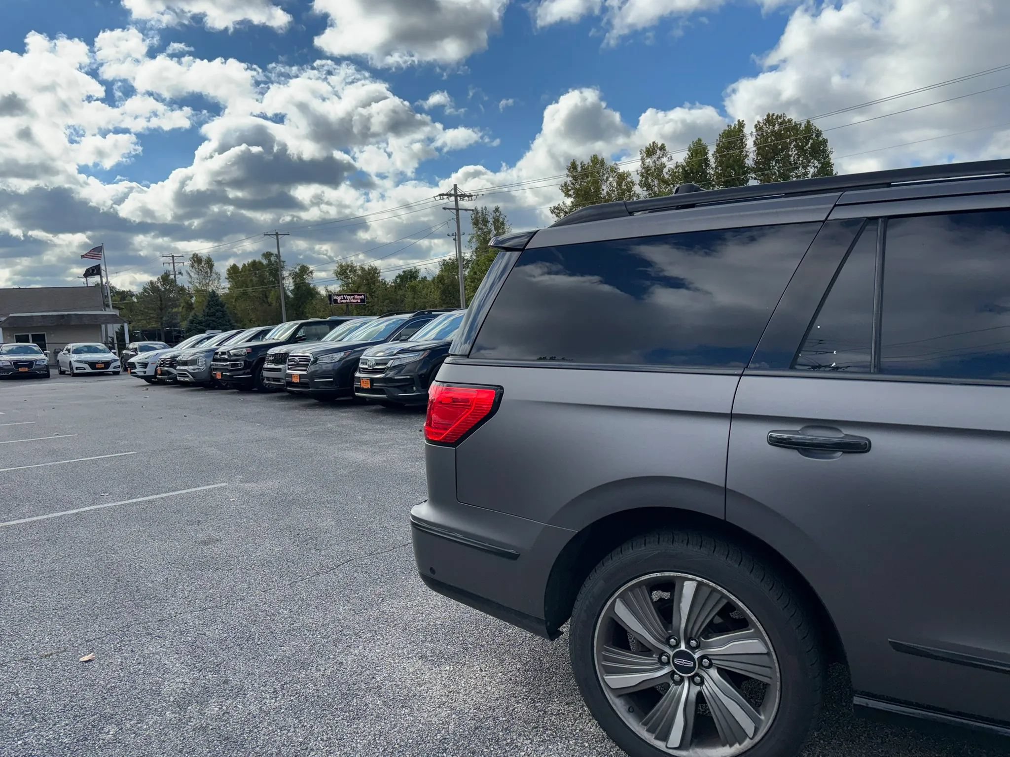 Used 2018 Lincoln Navigator Black Label w/ Cargo Package AWD/4WD image 10
