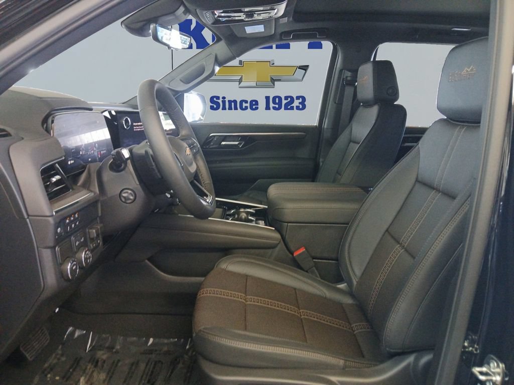 New 2026 Chevrolet Tahoe High Country w/ Sun And Tow Package RWD image 10