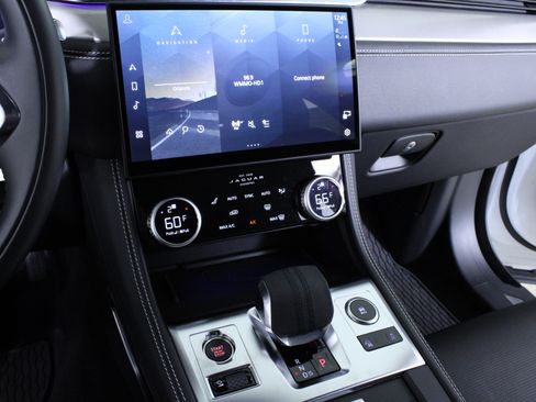 Used 2026 Jaguar F-PACE R-Dynamic S image 26