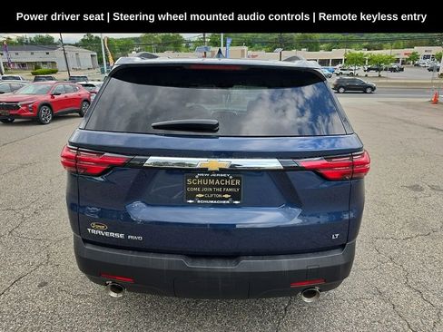 Used 2023 Chevrolet Traverse LT AWD/4WD image 4