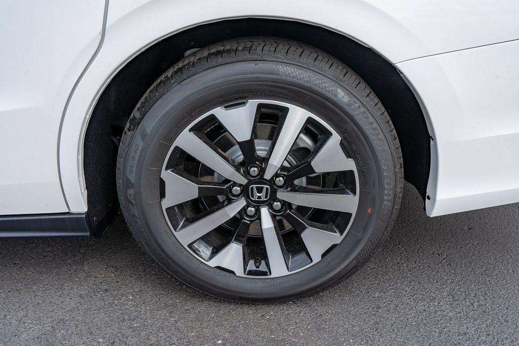 New 2026 Honda Odyssey EX-L image 10