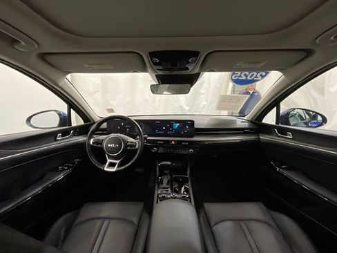 Used 2025 Kia K5 EX FWD image 16