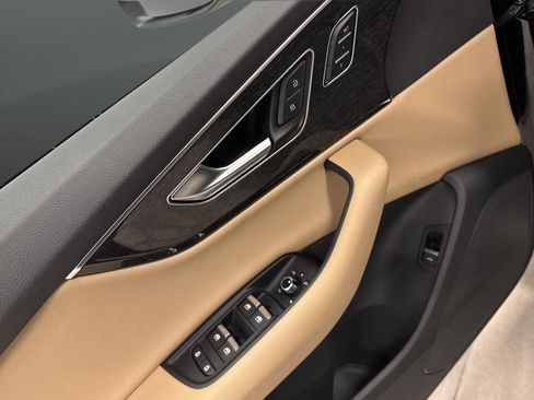 Used 2023 Audi Q7 2.0T Premium w/ Convenience Package image 29