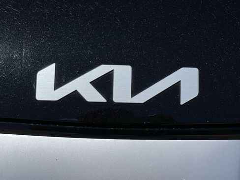 Used 2023 Kia Sportage EX AWD/4WD image 20