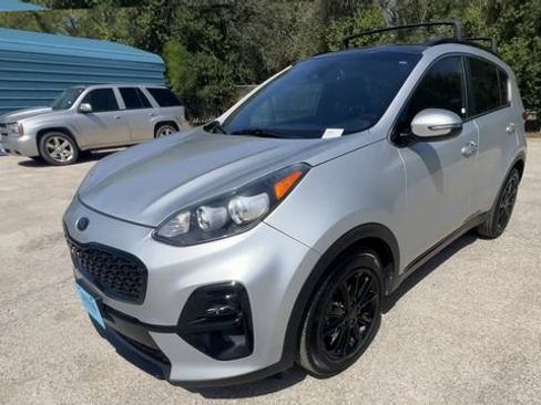 Used 2021 Kia Sportage S w/ S FWD Premium Package image 4