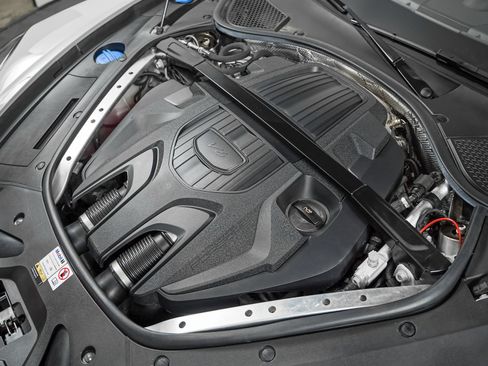 Certified 2023 Porsche Panamera 4 Platinum Edition w/ Assistance Package AWD/4WD image 13