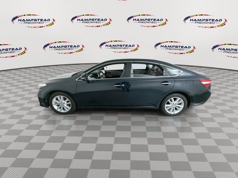 Used 2015 Toyota Avalon XLE image 5