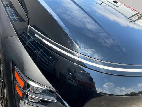 Used 2024 Hyundai Kona Limited AWD/4WD image 32