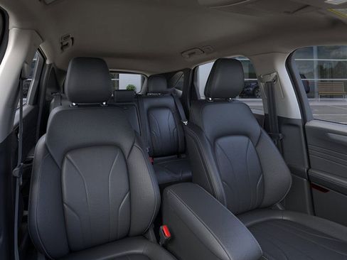 New 2025 Ford Escape SE w/ PHEV Premium Package FWD image 10