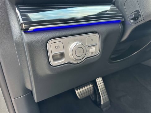 New 2026 Mercedes-Benz GLS 450 450 4MATIC SUV image 21