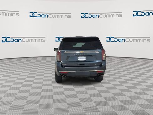 Used 2021 Chevrolet Suburban Premier AWD/4WD image 7