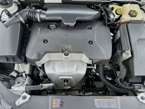 Used 2015 Chevrolet Malibu LT w/ Leather Package FWD image 31