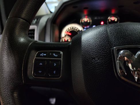 Used 2017 RAM 1500 Express AWD/4WD image 28