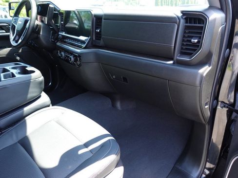 Used 2023 Chevrolet Silverado 1500 LT AWD/4WD image 36
