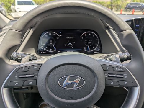 Used 2022 Hyundai Sonata Limited FWD image 27